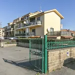 Casa Moderna Con Giardino